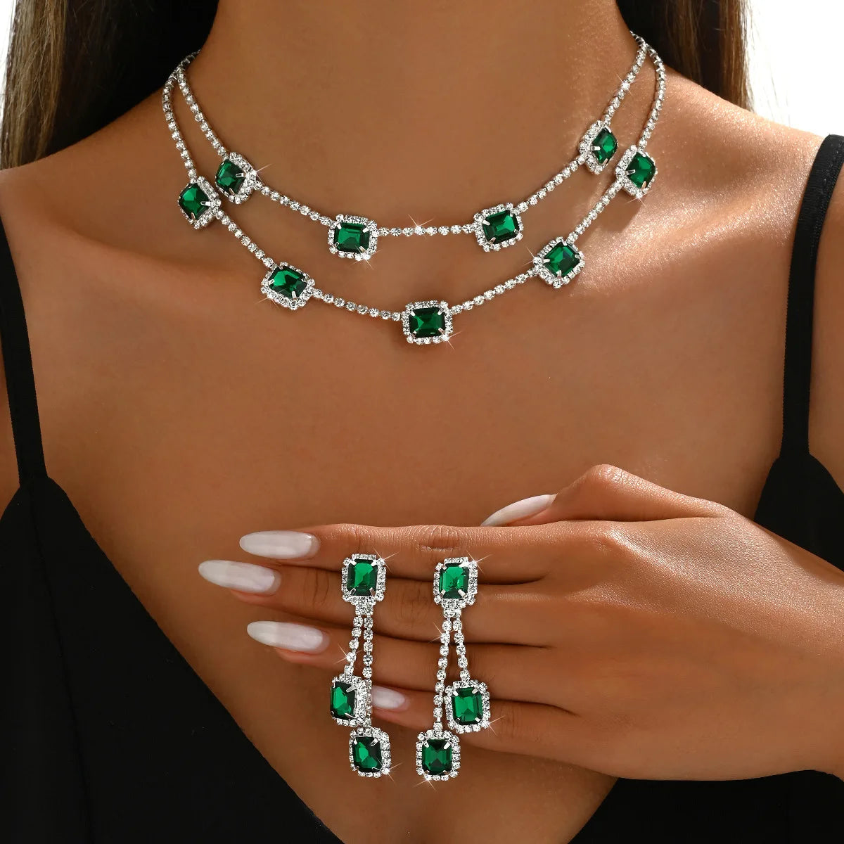 3 pieces of ladies' jewelry set, crystal and diamond necklace and earring set