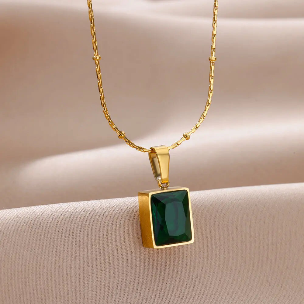 Hana Necklce