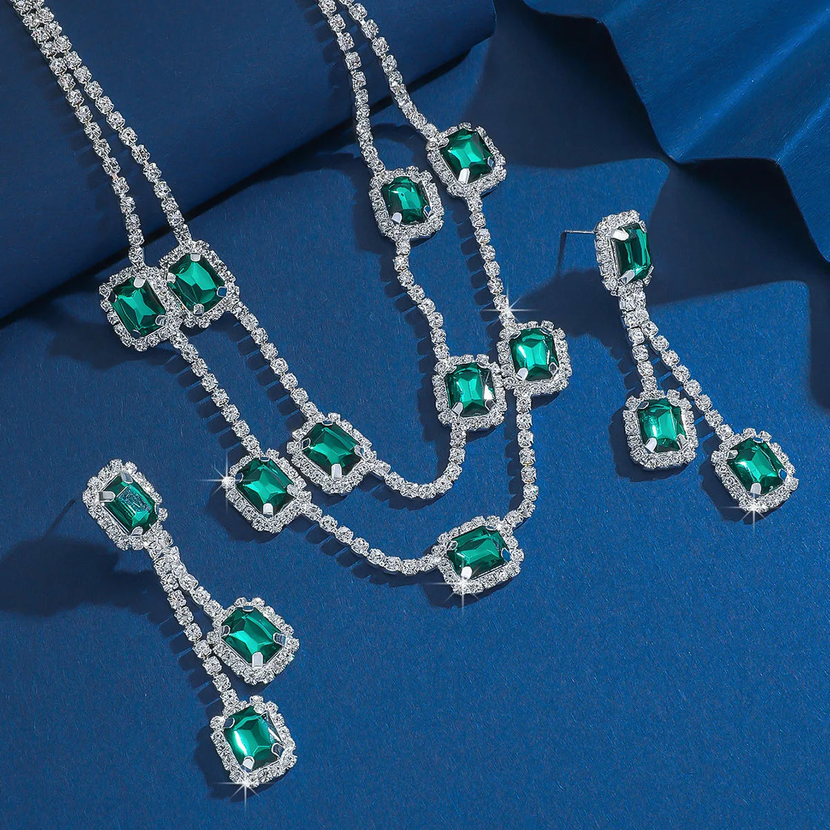 3 pieces of ladies' jewelry set, crystal and diamond necklace and earring set