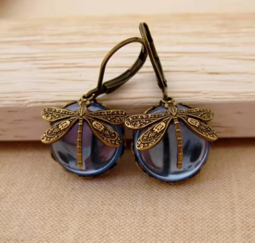 Vintage Bronze Dragonfly Earrings Fashion Gold Color Metal Carving Pattern Inlaid Moonstone Drop Earrings for Women Jewelry