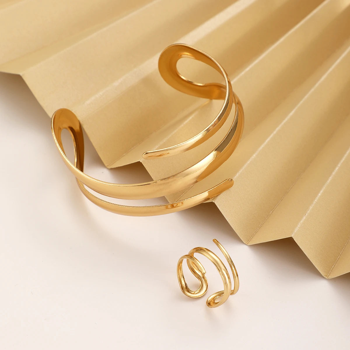 European Thick Bracelet And Ring Jewelry