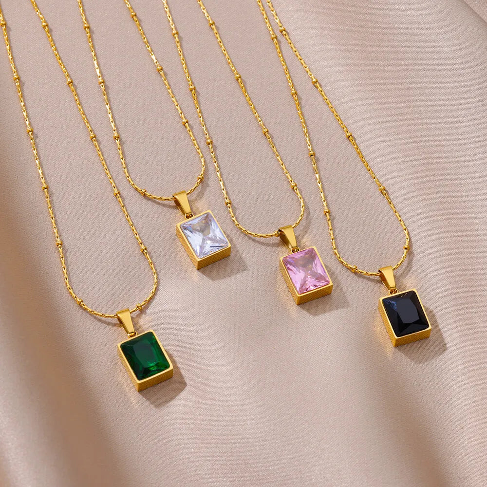 Hana Necklce